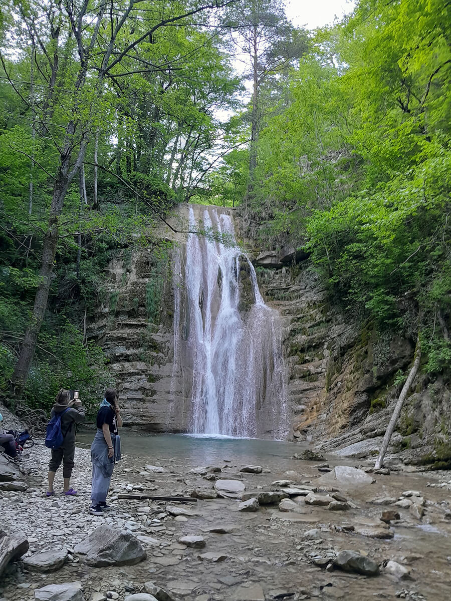 Водопад в горах Геленджика